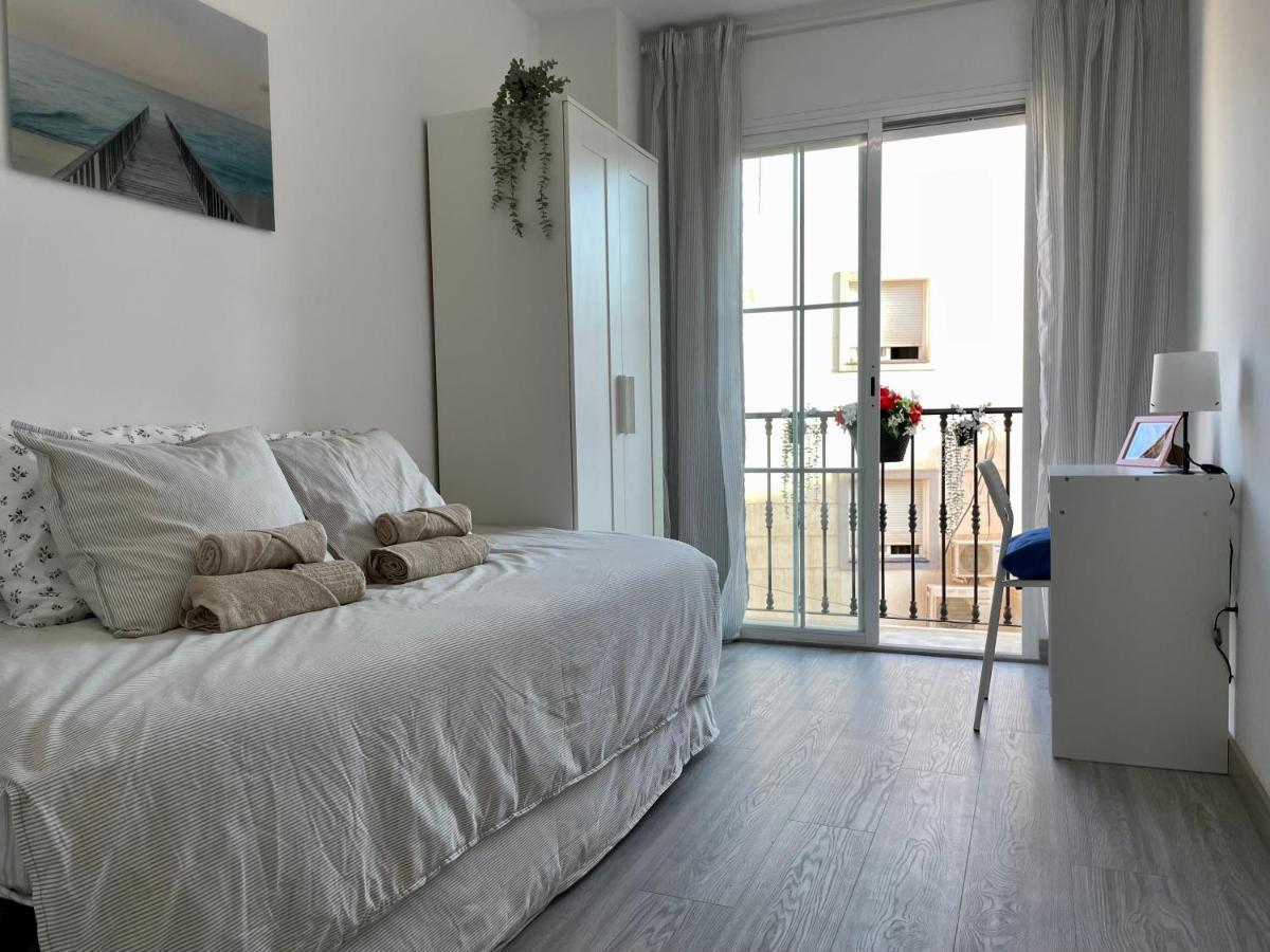 Moderno Piso De 3 Dormitorios En La Playa De Rincon De La Victoria Malaga Εξωτερικό φωτογραφία